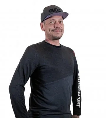 Andi Andi